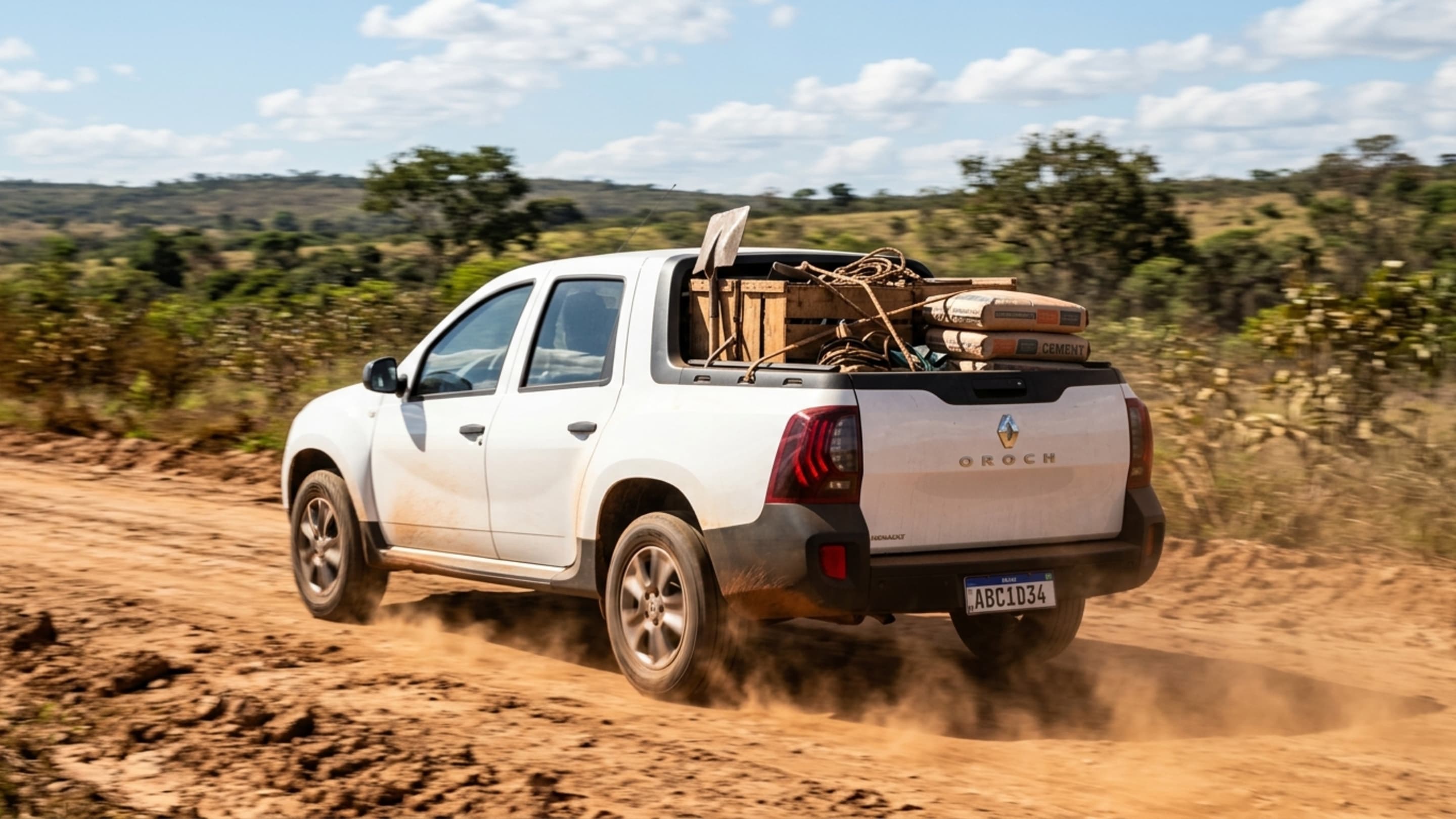Renault Oroch Pro custa R$ 126.690 e tem capacidade de carga de 678 kg