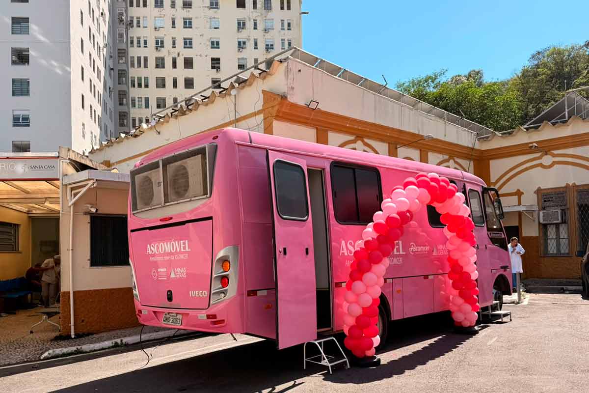 Santa Casa de Juiz de Fora recebe unidade móvel para orientações sobre câncer de mama nesta terça-feira (13)