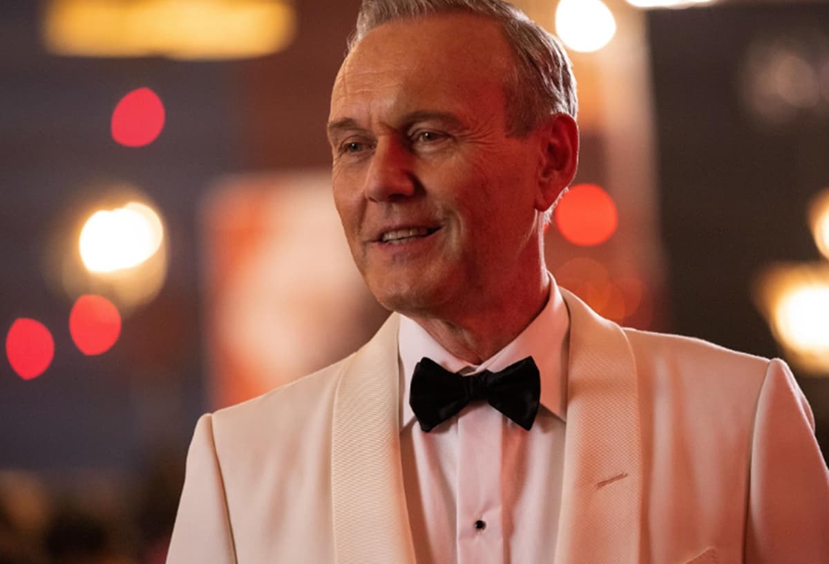 Série Ted Lasso presta homenagem ao ator Anthony Head nos créditos finais
