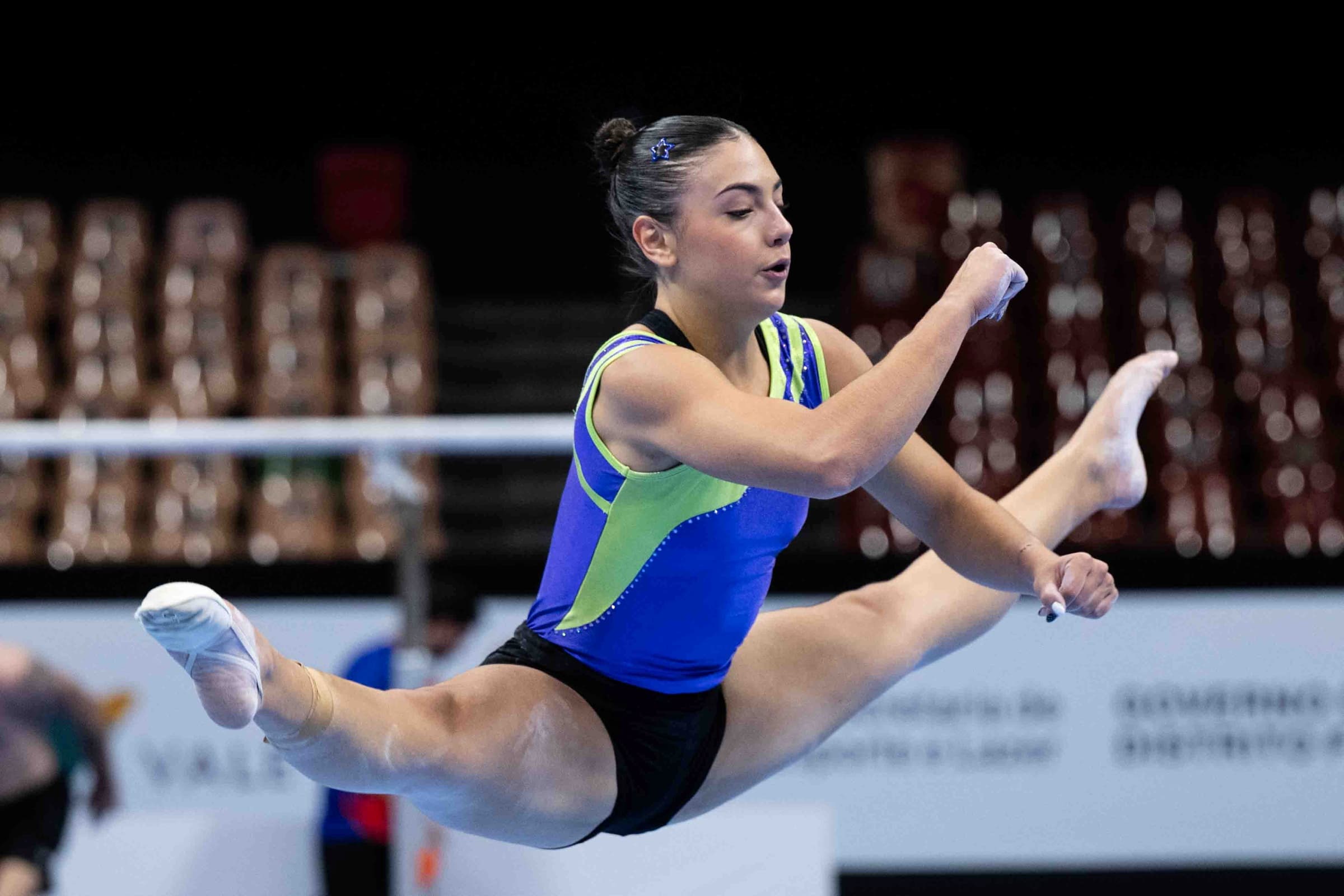 Ginasta Sophia Weisberg busca pódio no Campeonato Brasileiro em Brasília