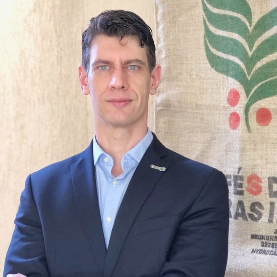 Tarifa de 25% dos EUA pode afetar liderança do Brasil no mercado de café solúvel