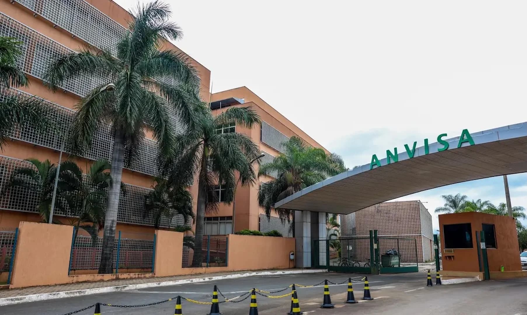 Anvisa proíbe tiras de glicemia falsificadas vendidas pela Amazon Brasil
