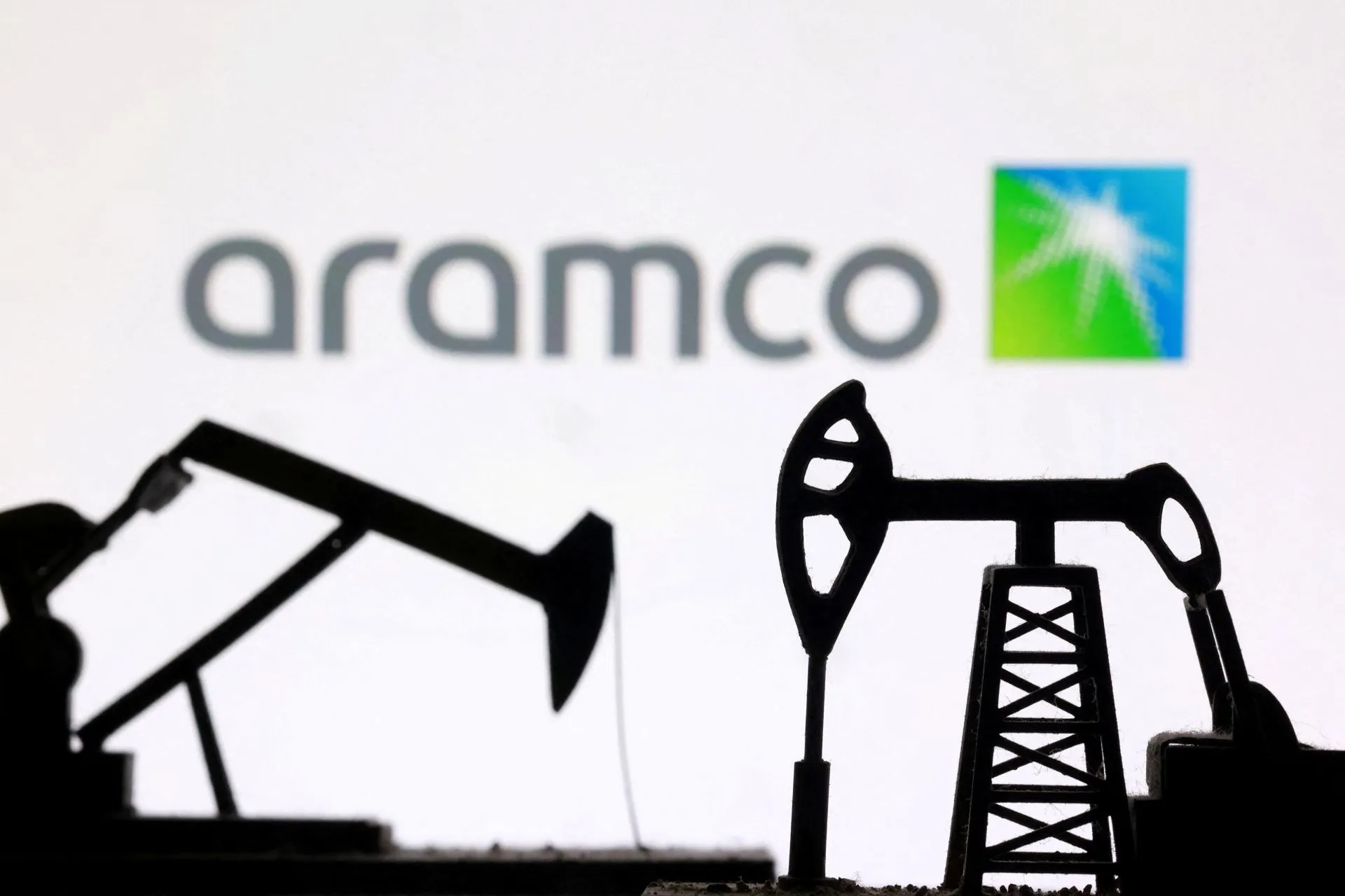 Sede da Saudi Aramco sofre danos após ataque na Arábia Saudita